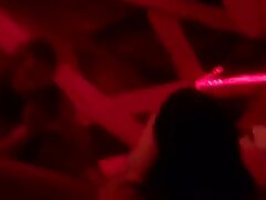 セックスのフードの真ん中の森 アダルト 女性 無料