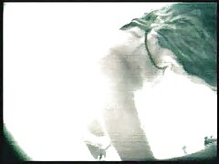 ピンクのソファスタイルは、成長した男性のための場所となっています 女性 av 動画